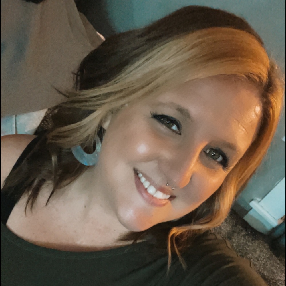 Meet your Posher, Tracy